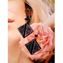 Trblietavé štvorce